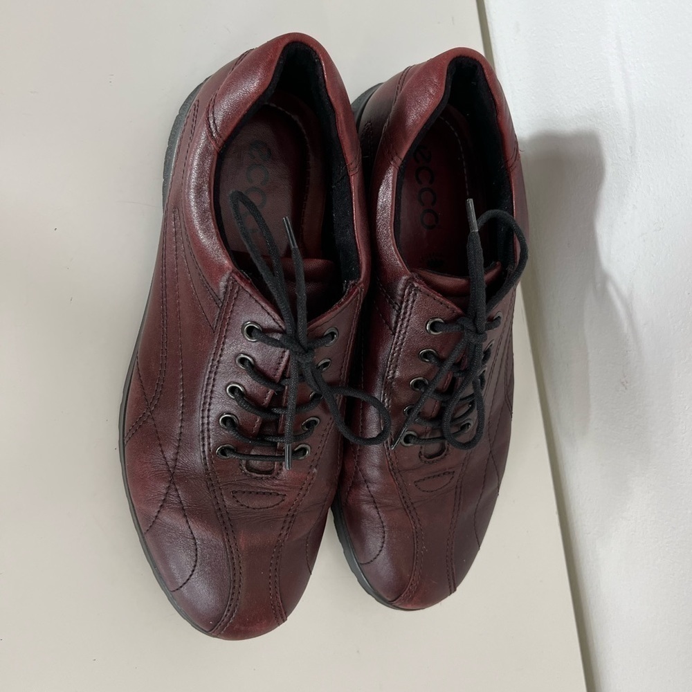 ECCO Womens size 6-6.5 Eur 37 Red leather lace up shoes - Picture 2 of 9